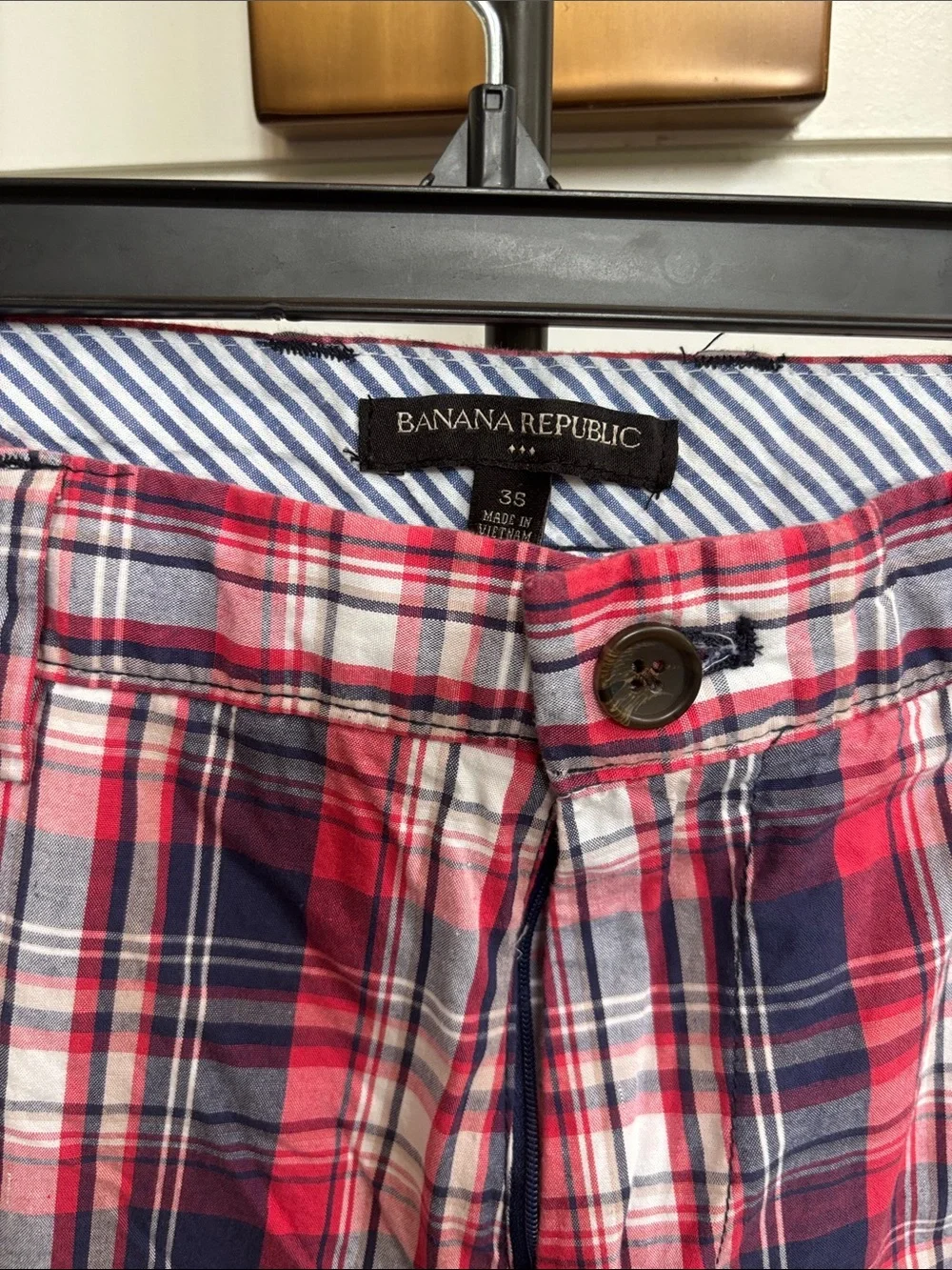 Banana Republic Red, Navy & White Plaid Cotton Shorts
